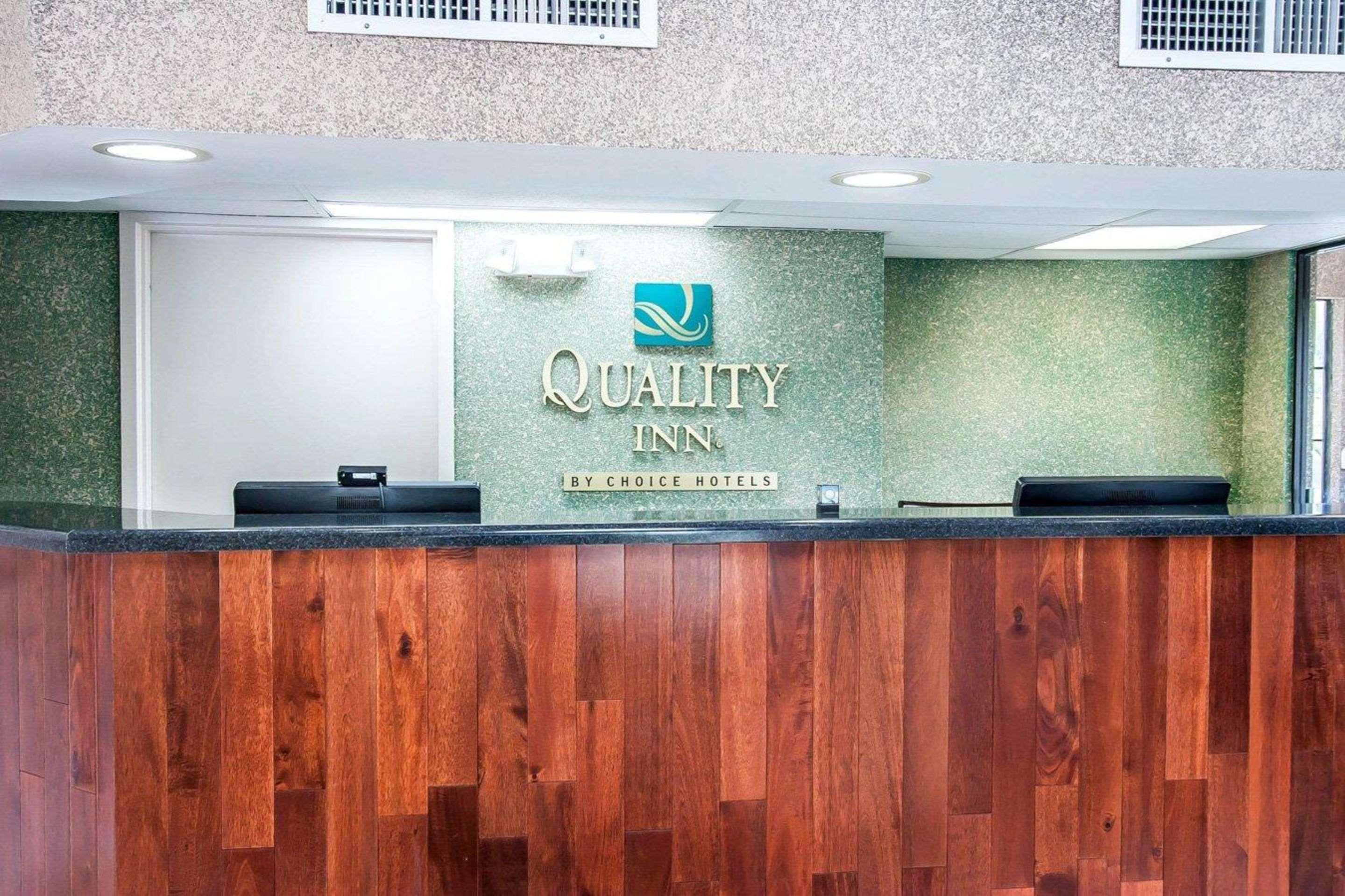 Quality Inn Savannah South Exteriör bild