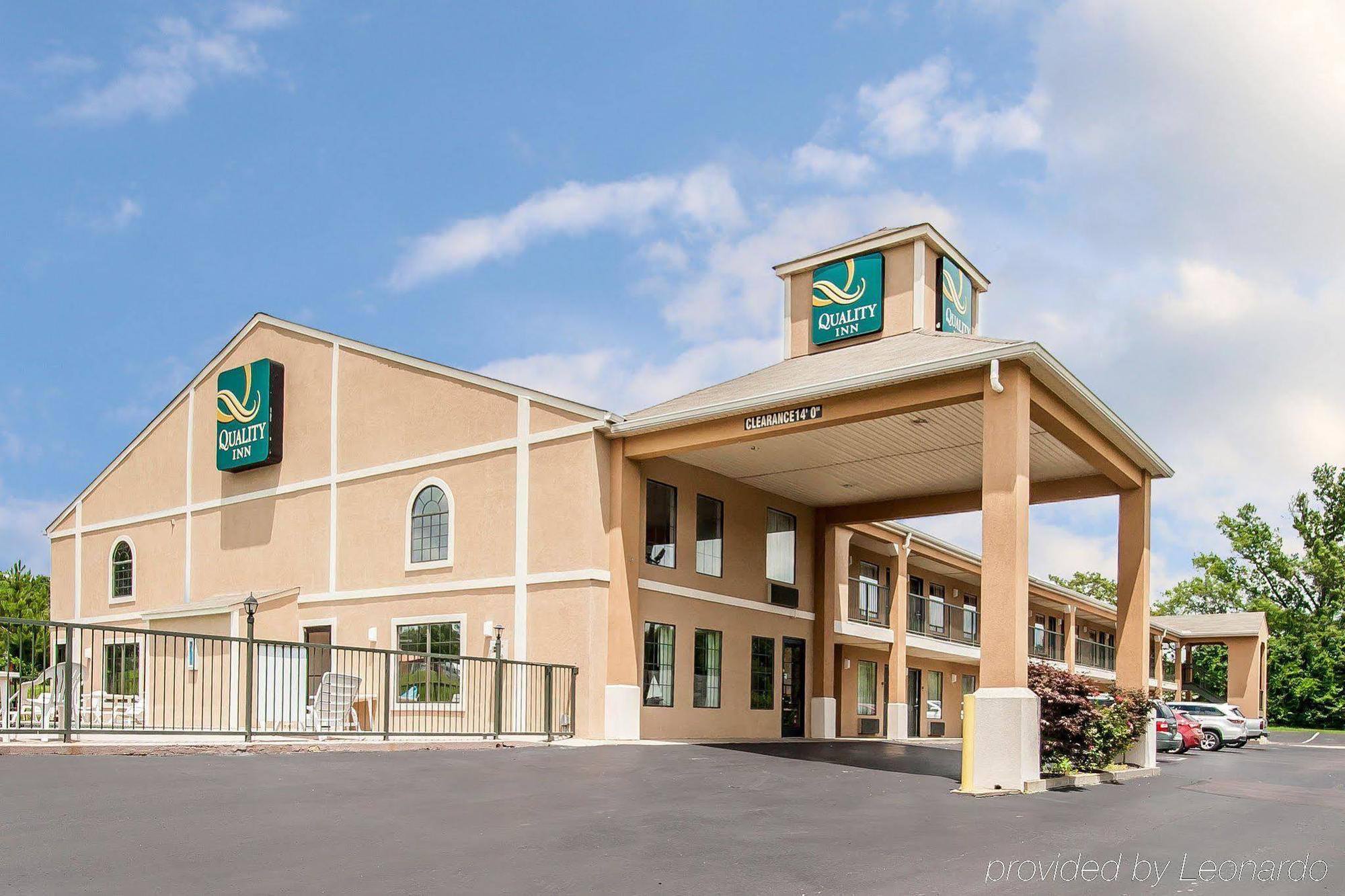 Quality Inn Savannah South Exteriör bild